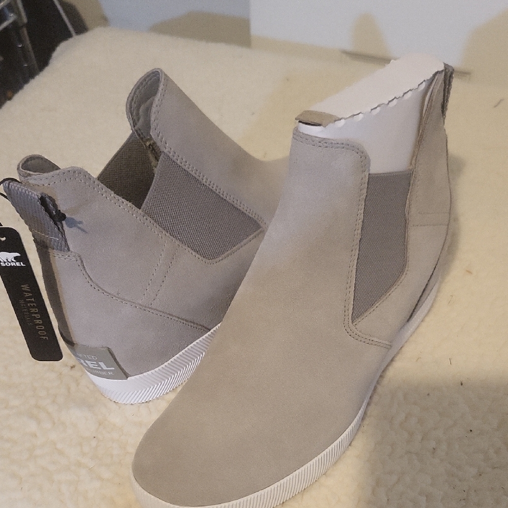 Sorel Women's Waterproof Ankle Boots - Light Gray